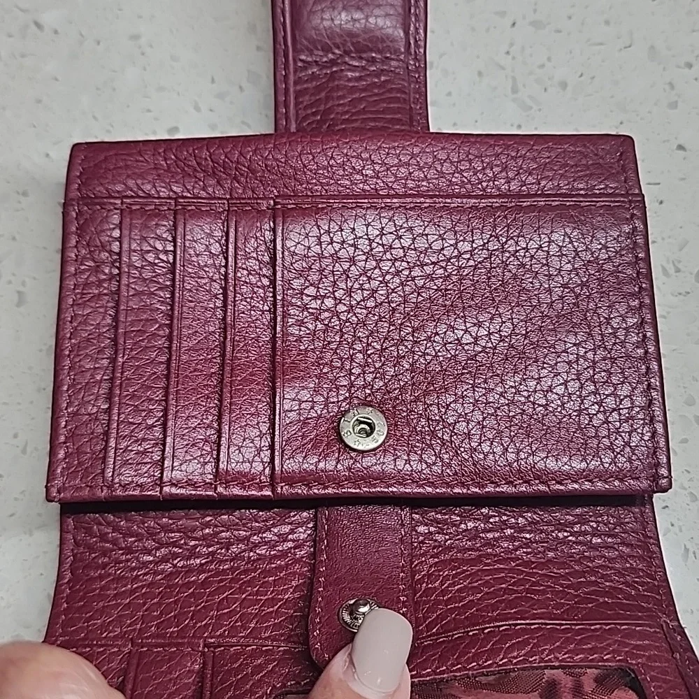 Brighton Vintage Pebble Leather Fold Wallet - Picture 9 of 10